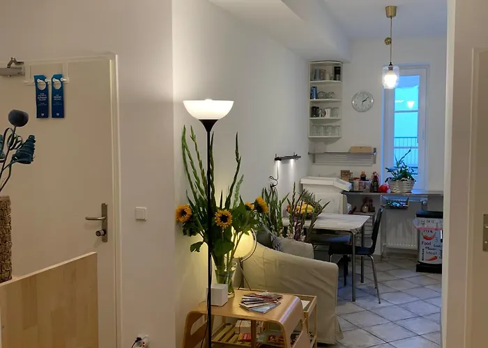 Apartment At State Opera House Area